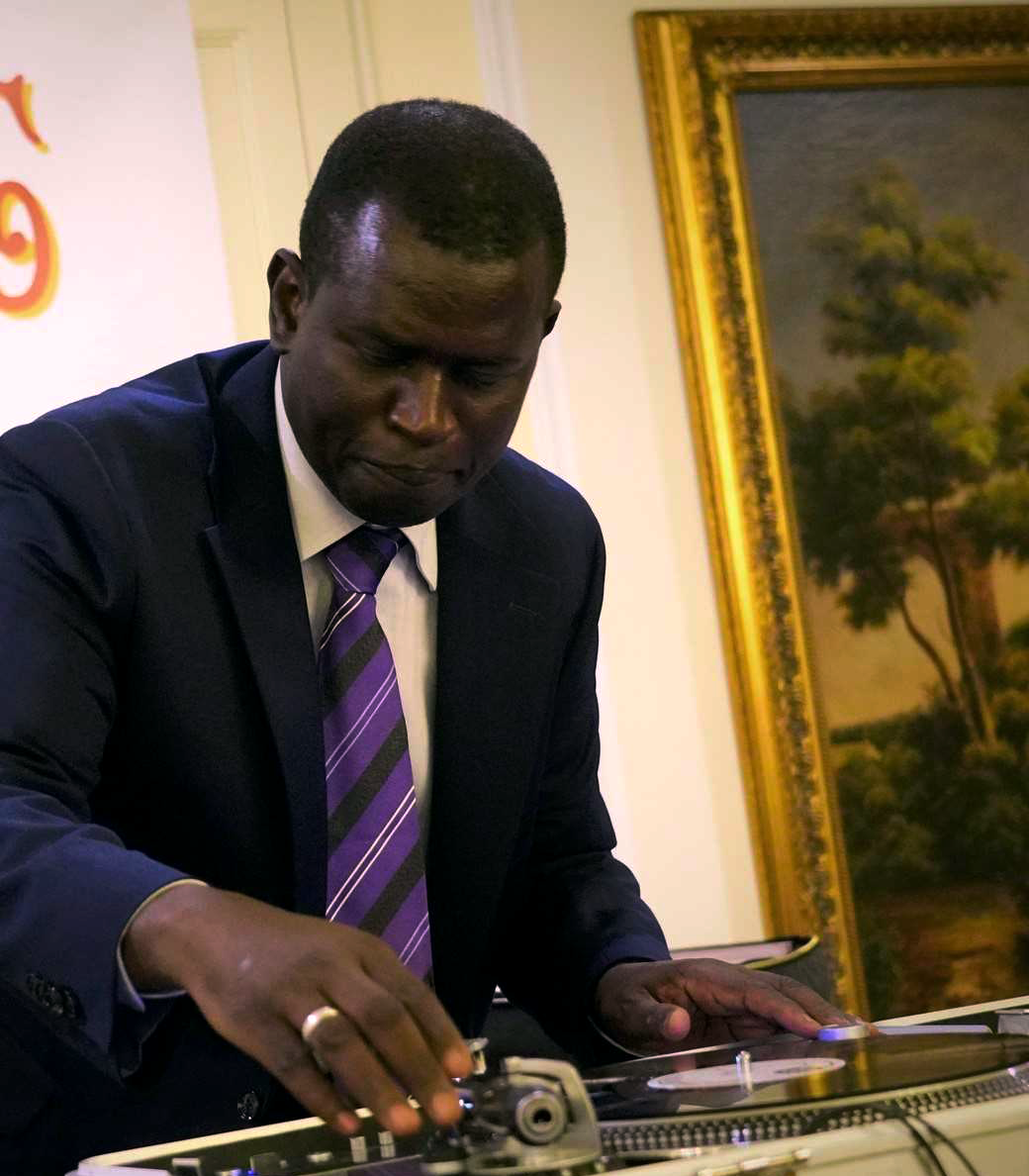 cropped-cropped-tango-in-vinyl-yatma-diallo-tdj.png